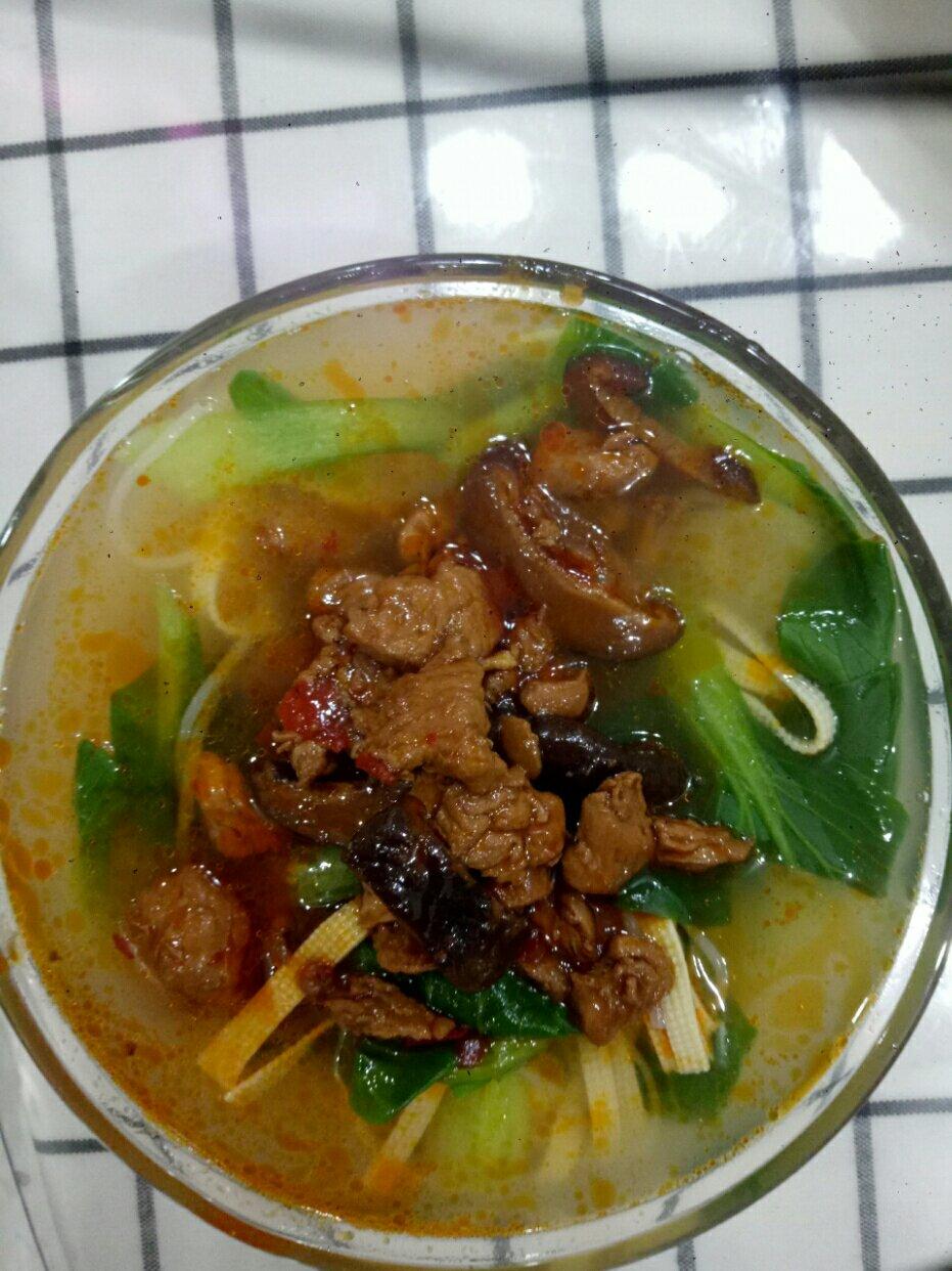 鸡丁米线