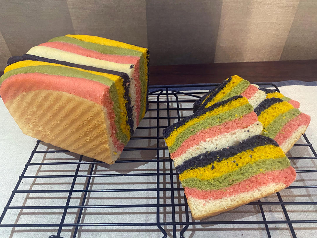 彩虹🌈吐司