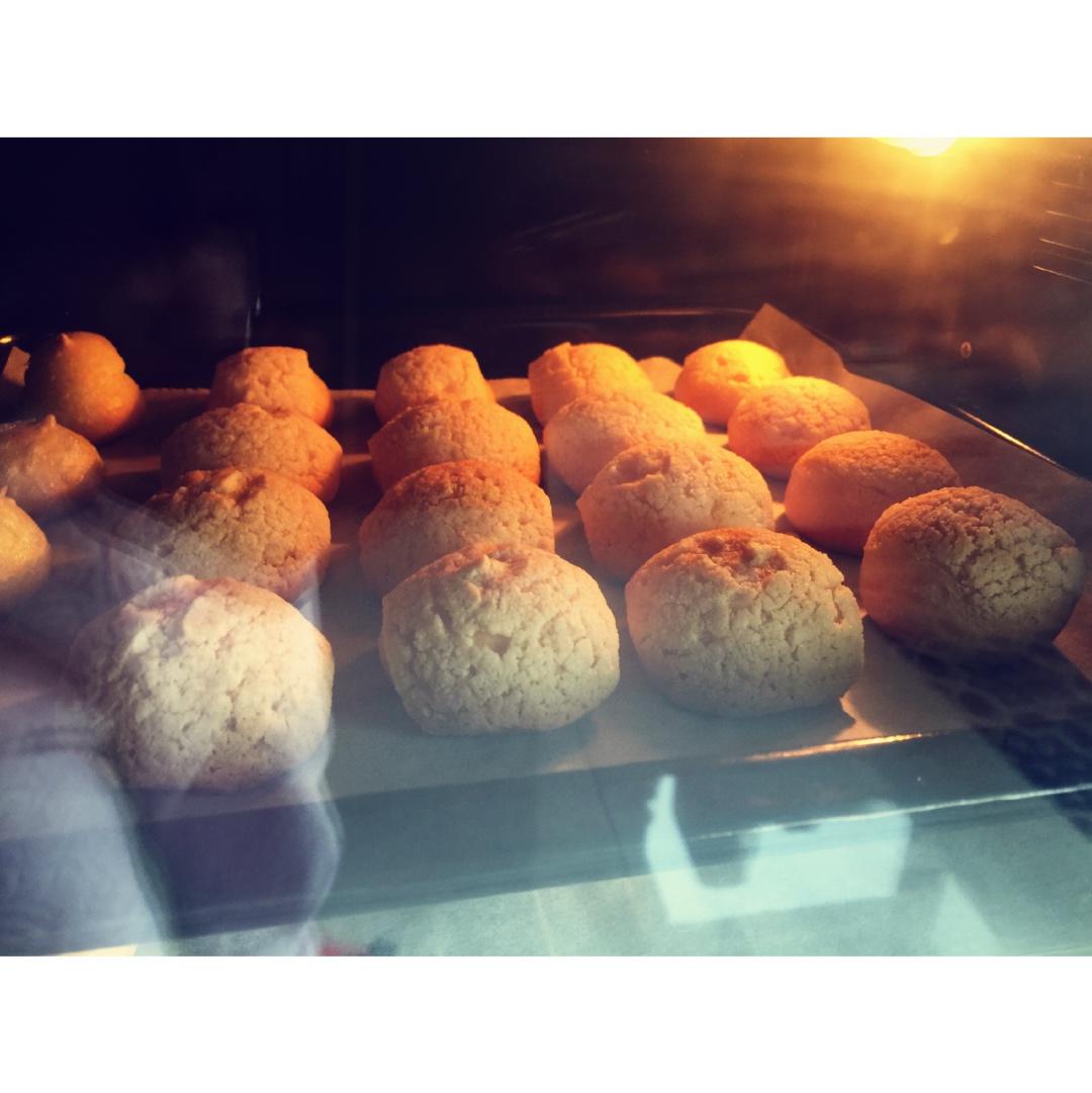 酥皮奶油泡芙--#皮黑森林#