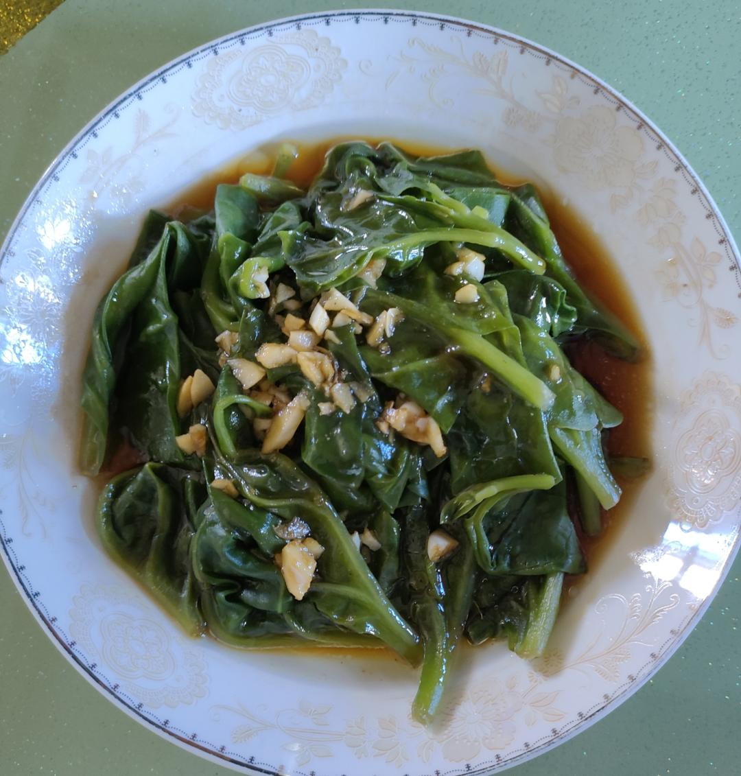 五分钟快手菜:凉拌木耳菜