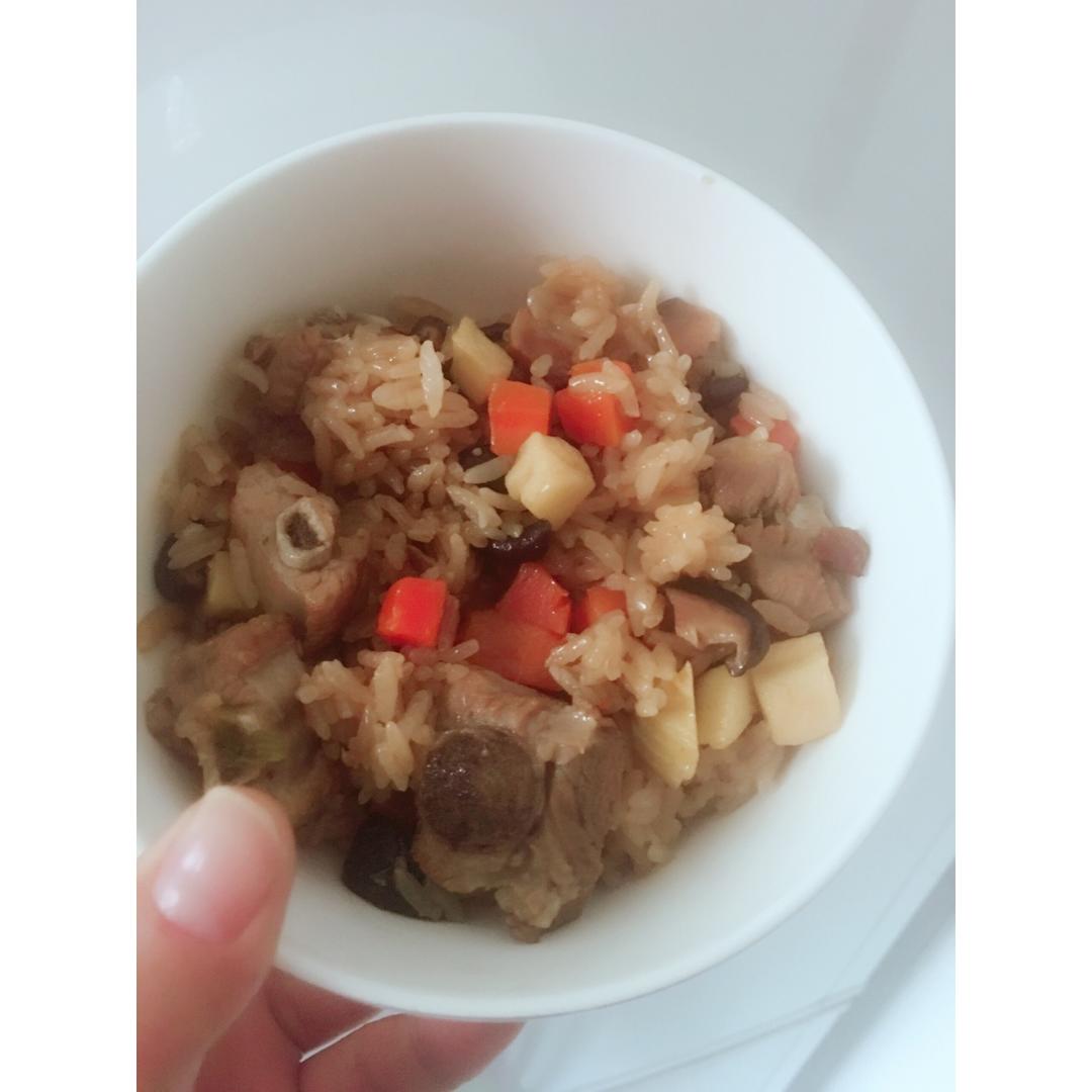 喷香排骨焖饭（爆好吃）