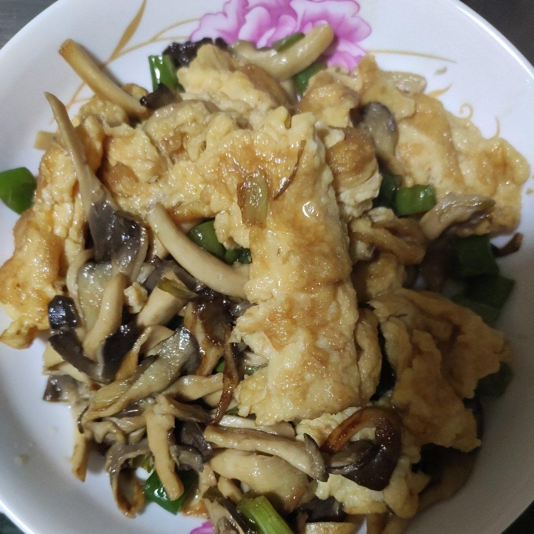辣椒蘑菇炒蛋