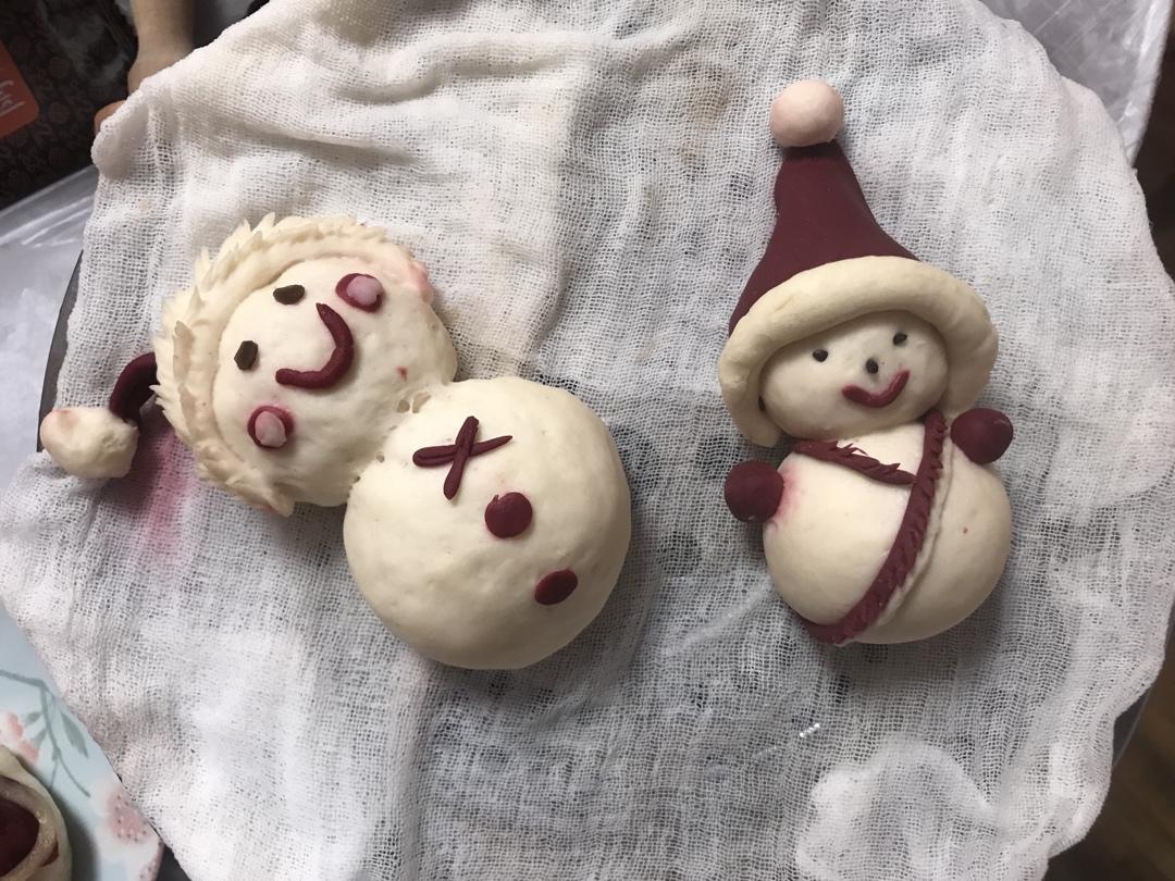 圣诞雪人卡通馒头系列（三）~带红斗篷的雪人