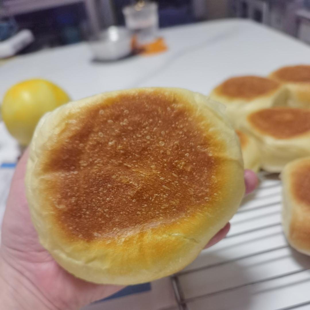 在家就能做，日式面包店招牌红豆大鼓面包