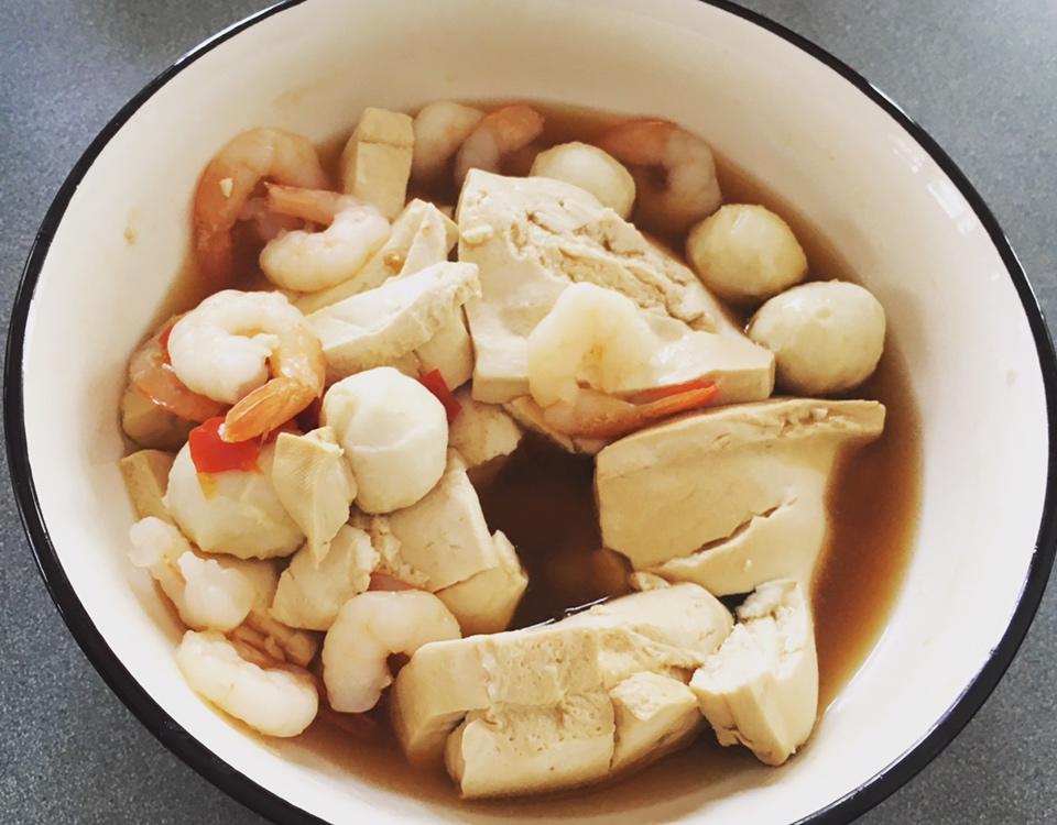 虾仁蟹棒蒸豆腐