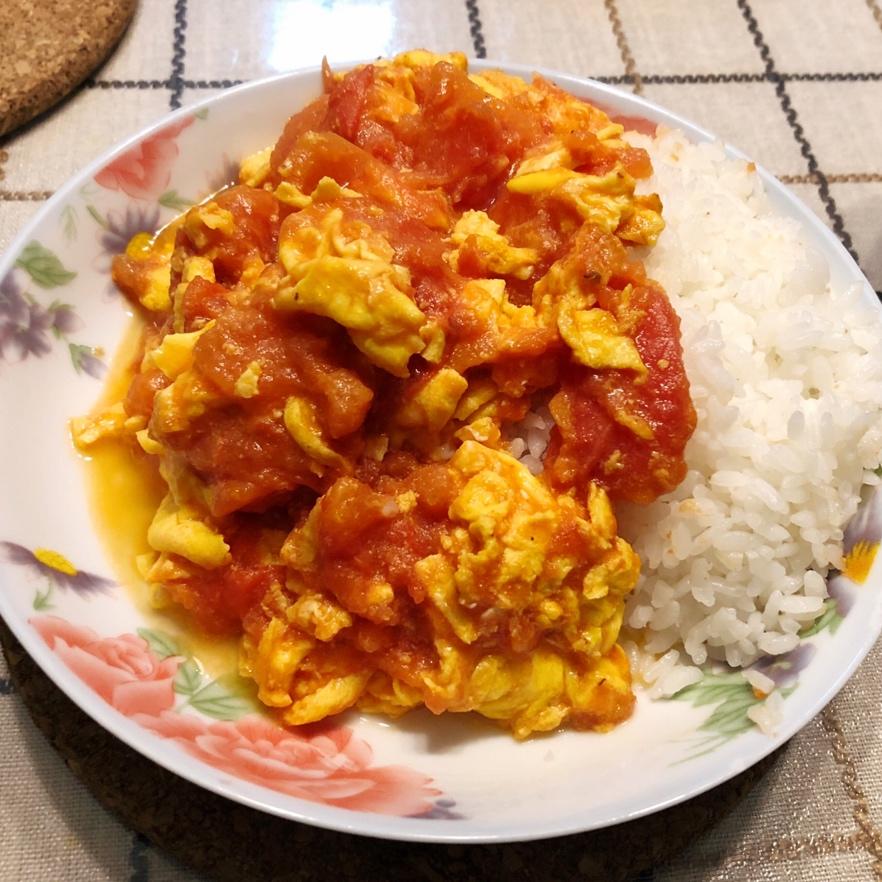 番茄鸡蛋盖浇饭