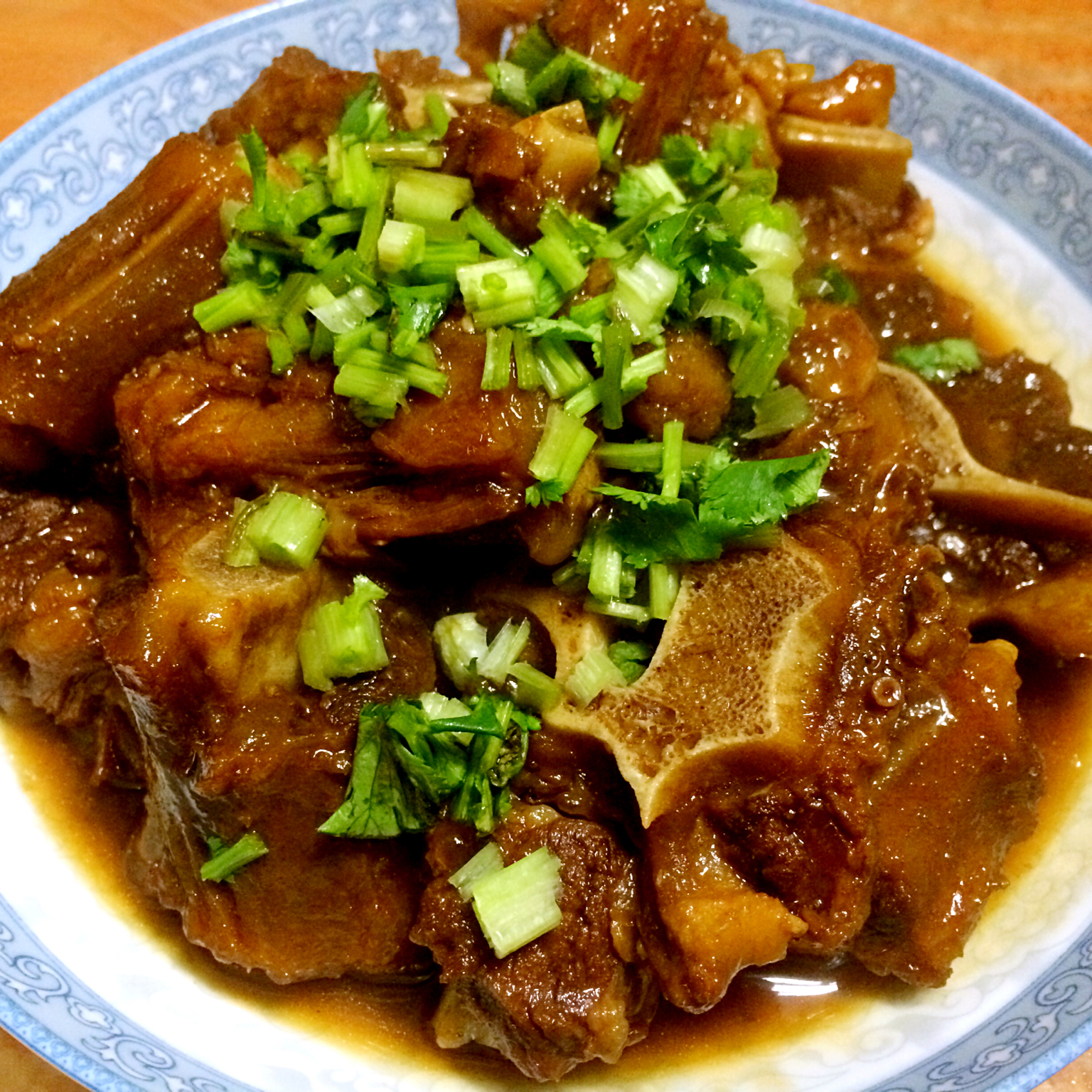 红烧牛尾