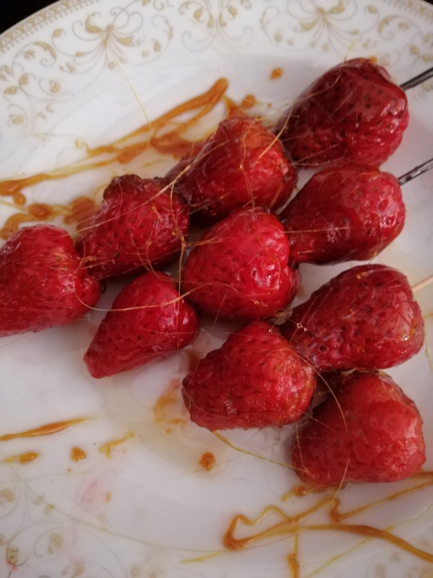 草莓🍓小雪生