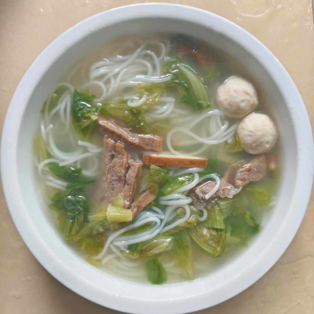 娃娃菜粉丝煲，低卡又鲜美