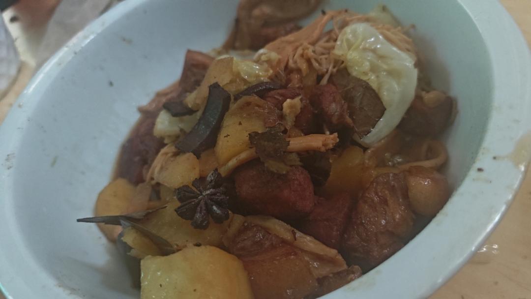 红烧肉炖土豆（丝毫不腻）