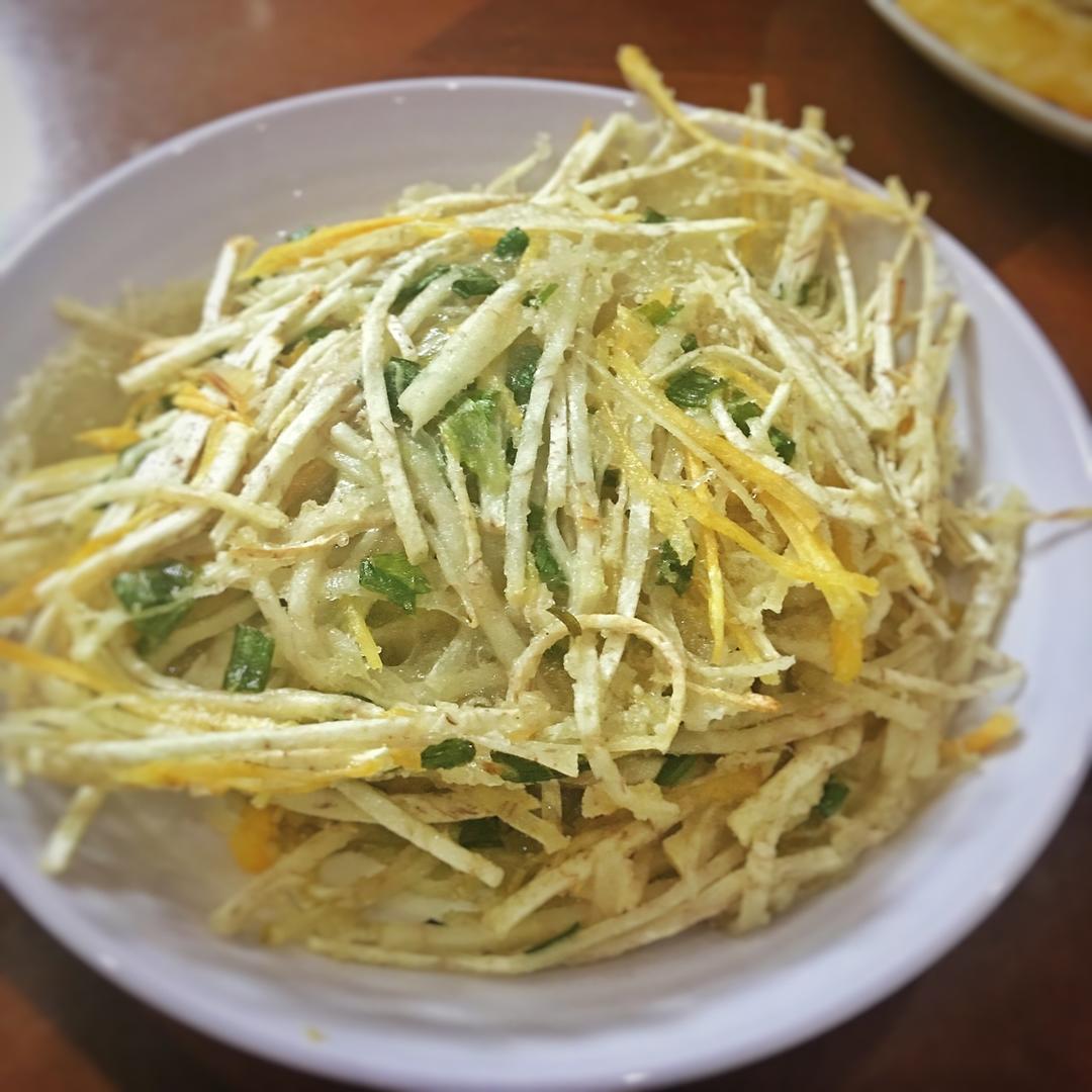 花言浩语做的芋丝烙