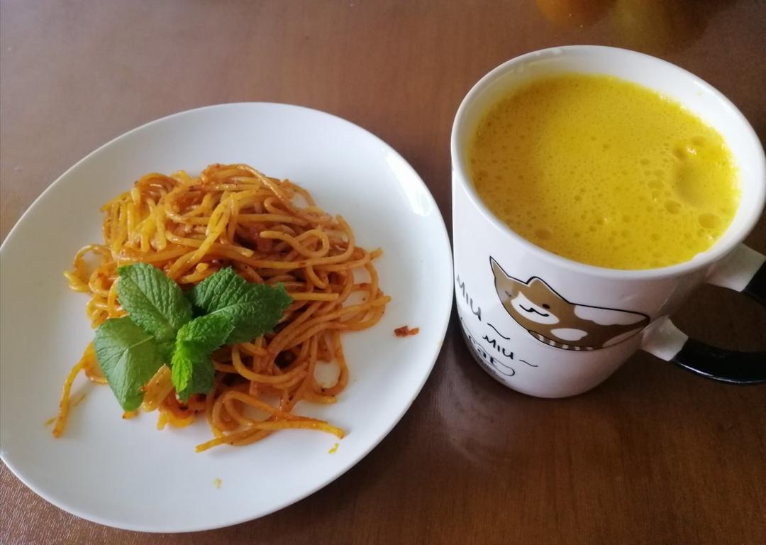 番茄肉酱意大利面