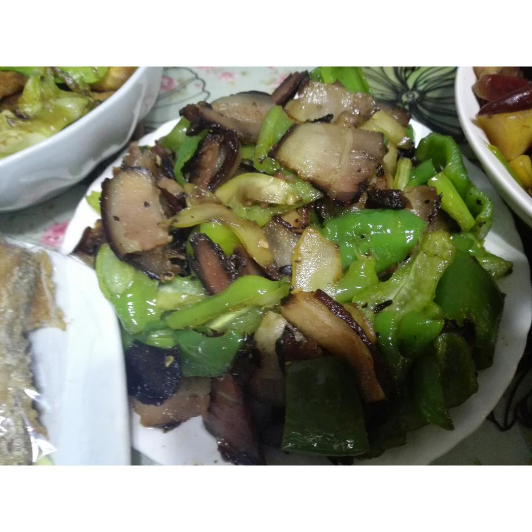 与生俱来的美味青椒炒酱肉