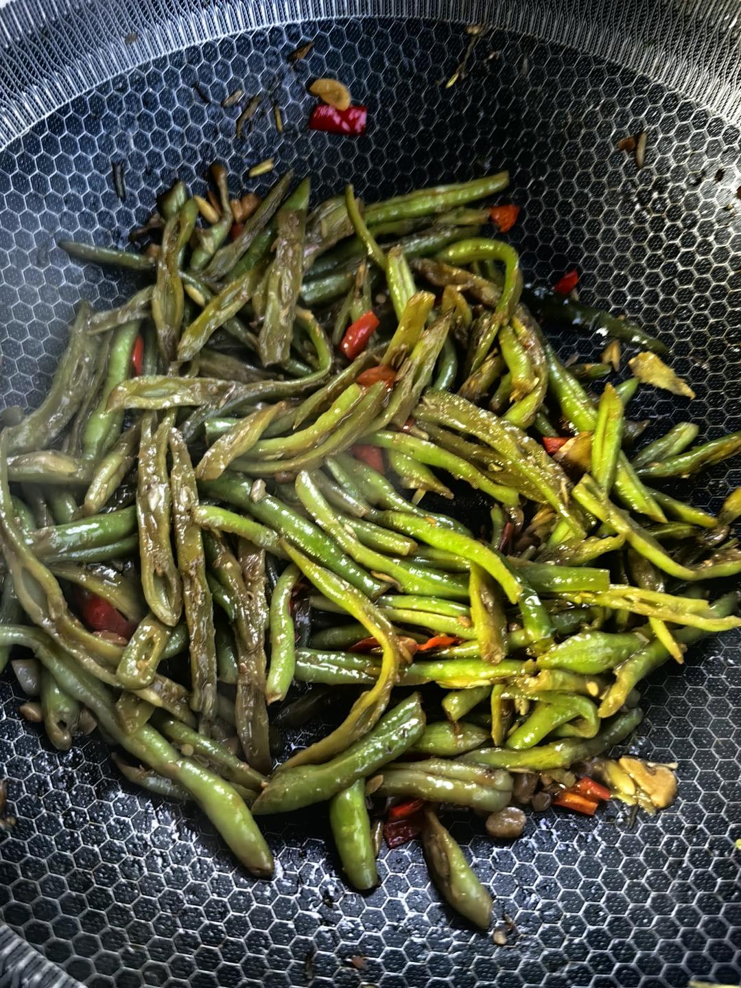 素菜：酱爆架豆王，不用肉