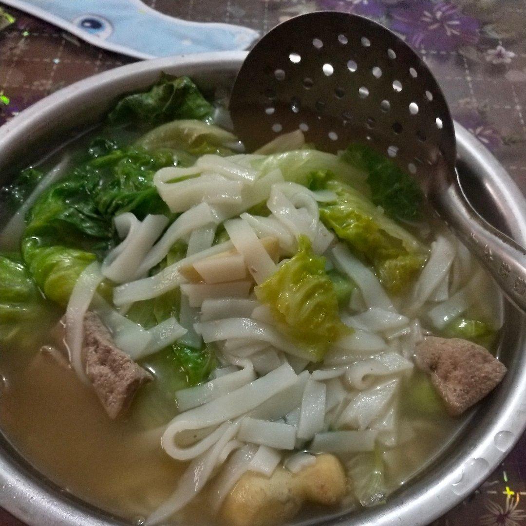 猪肝瘦肉汤河粉