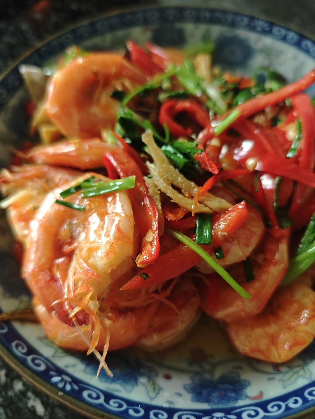 非常简单，好吃的红烧基尾虾，适合烹饪小白