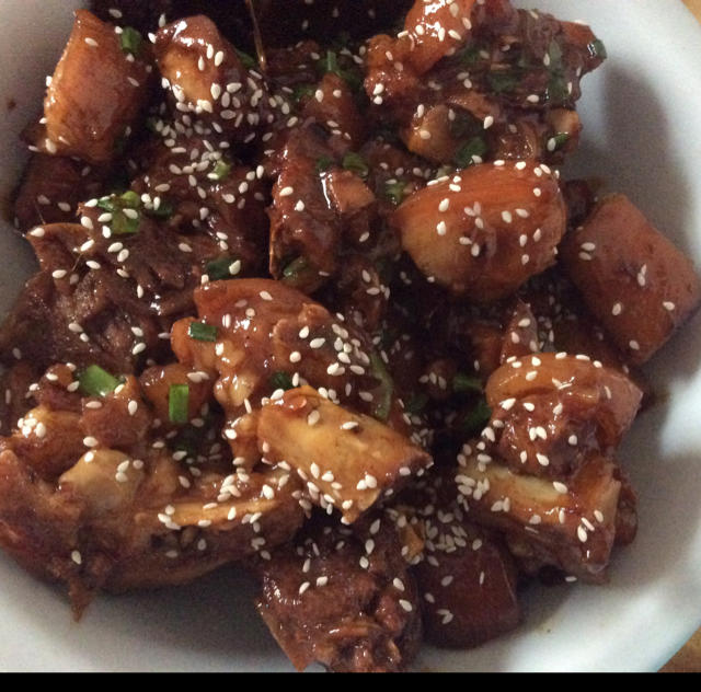 秘制啤酒烧猪蹄