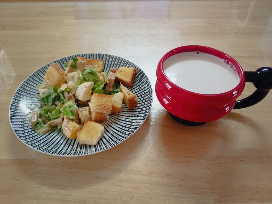 早餐•2024年10月16日