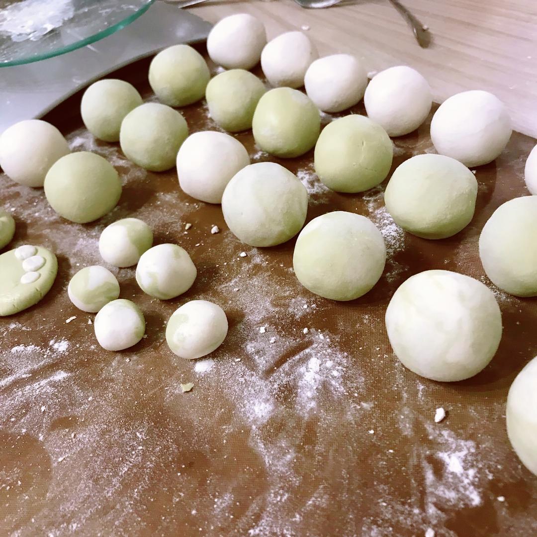 奶黄馅牛奶汤圆