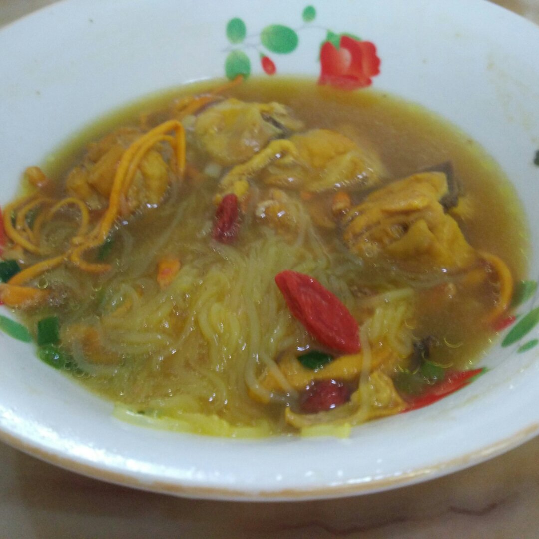 虫草花乌鸡汤