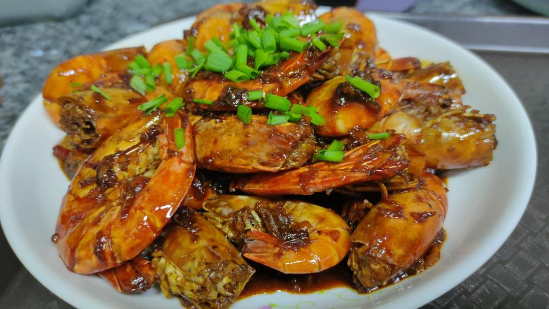 吮指蒜蓉啤酒罗氏虾