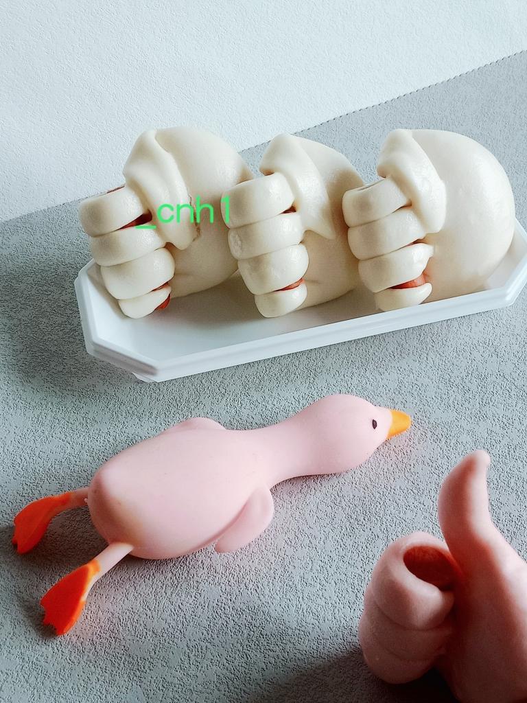 加油✊火腿肠卷（手势B） *花儿馒头227的做法