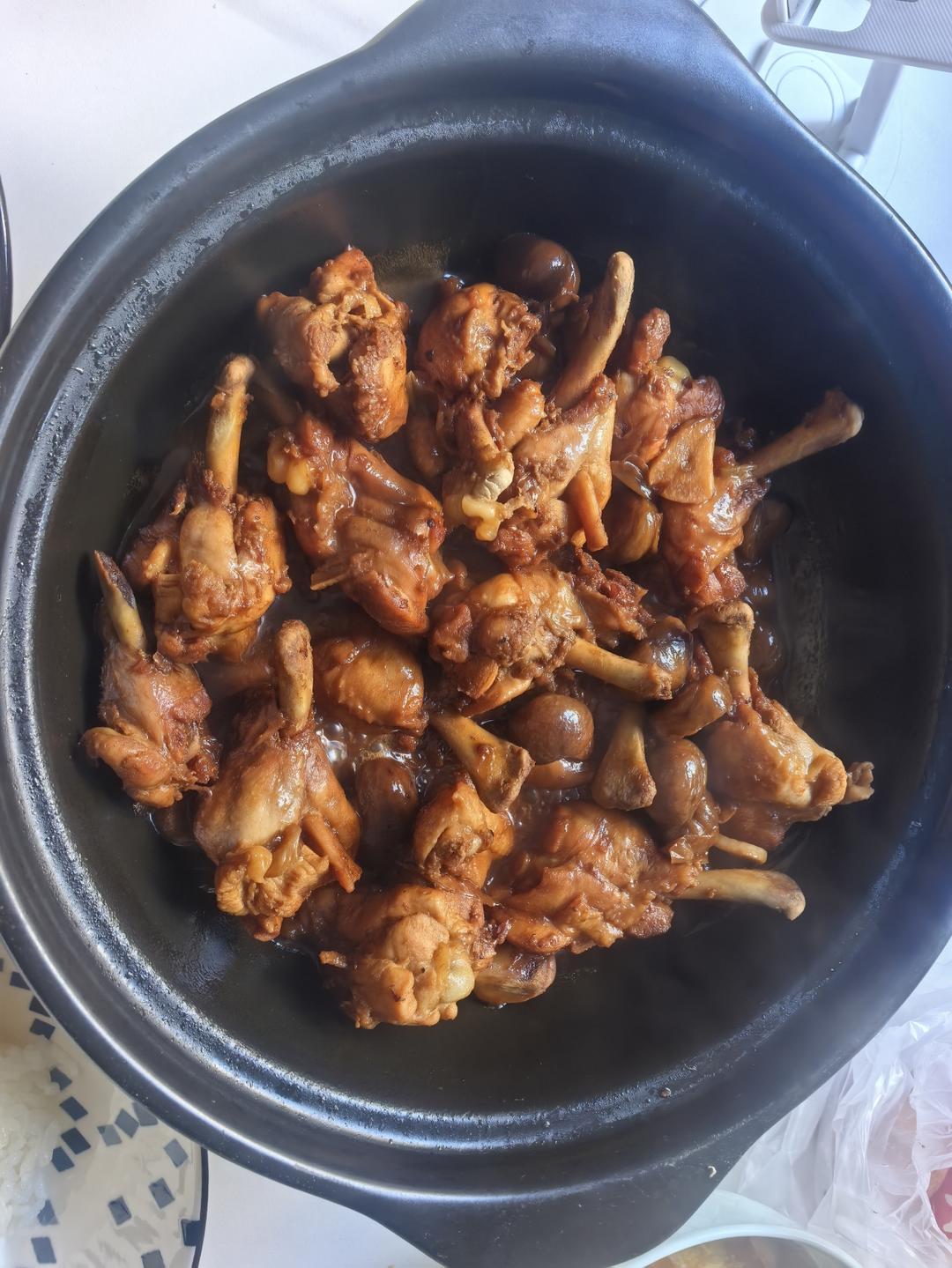 秋天里的美味【板栗烧鸡】含板栗不糊汤的小秘诀