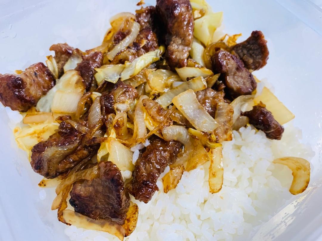 洋葱炒牛肉