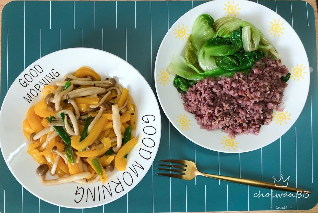 青椒香菇炒牛肉减脂健身餐