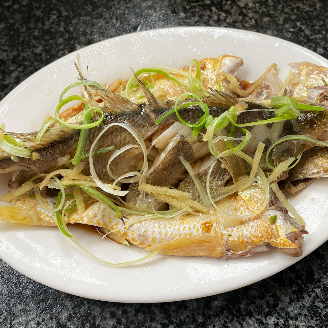 清蒸黄花鱼【北鼎蒸炖锅食谱】