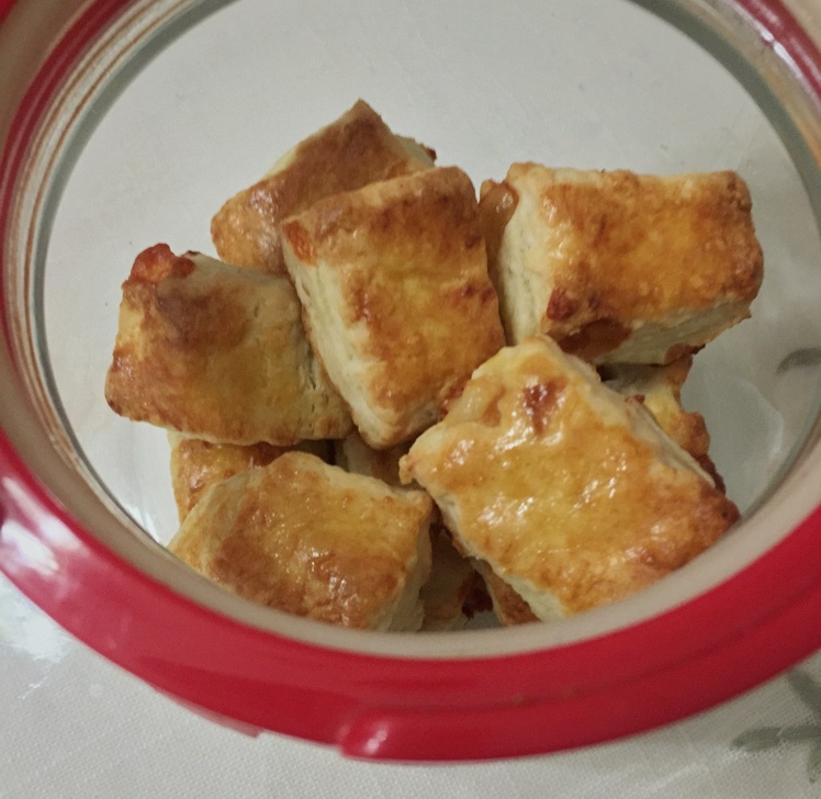 藤田千秋的【切达奶酪咸司康】