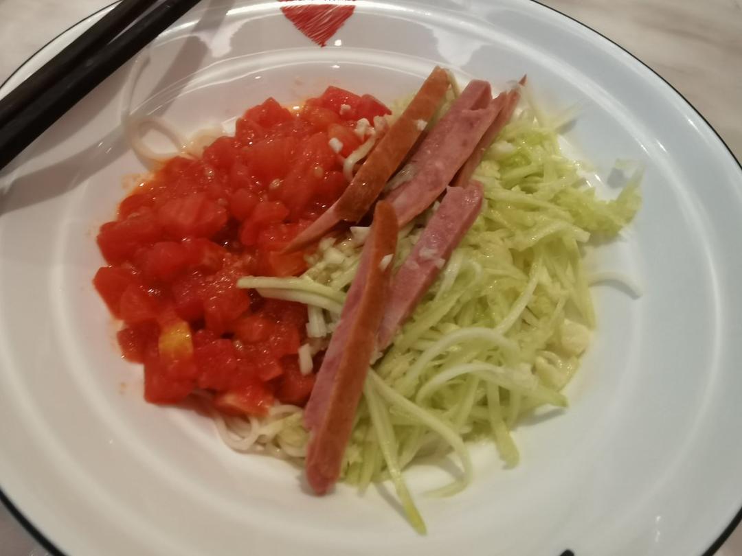 番茄凉拌面