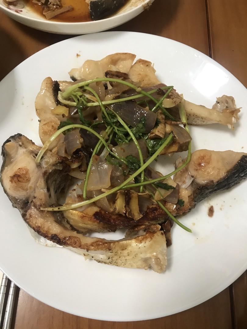 煎焗大头鱼