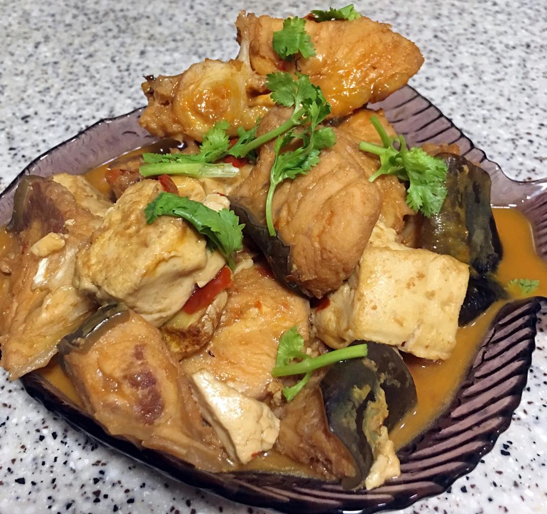 豆腐烧鲶鱼