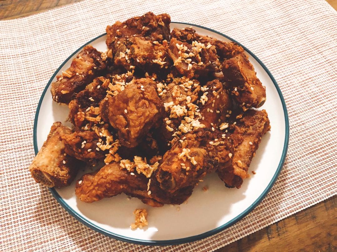 金牌蒜香排骨