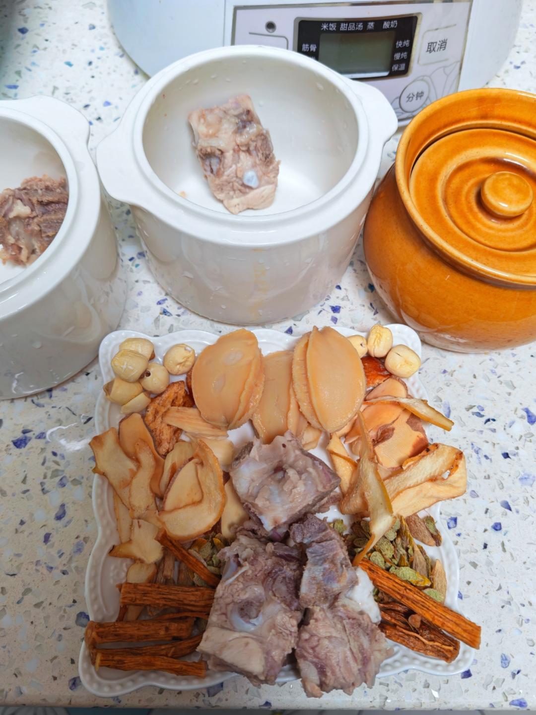 午餐•2026年4月2日