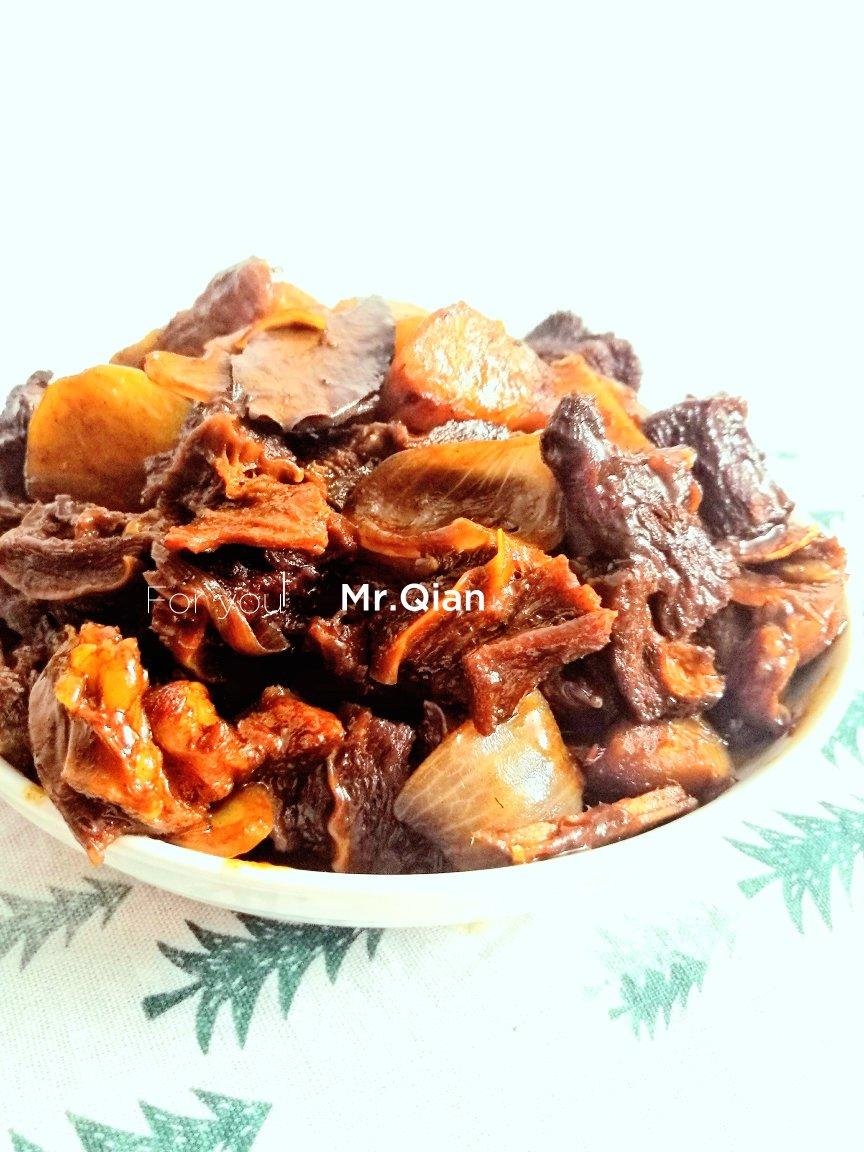 红烧土豆牛腩
