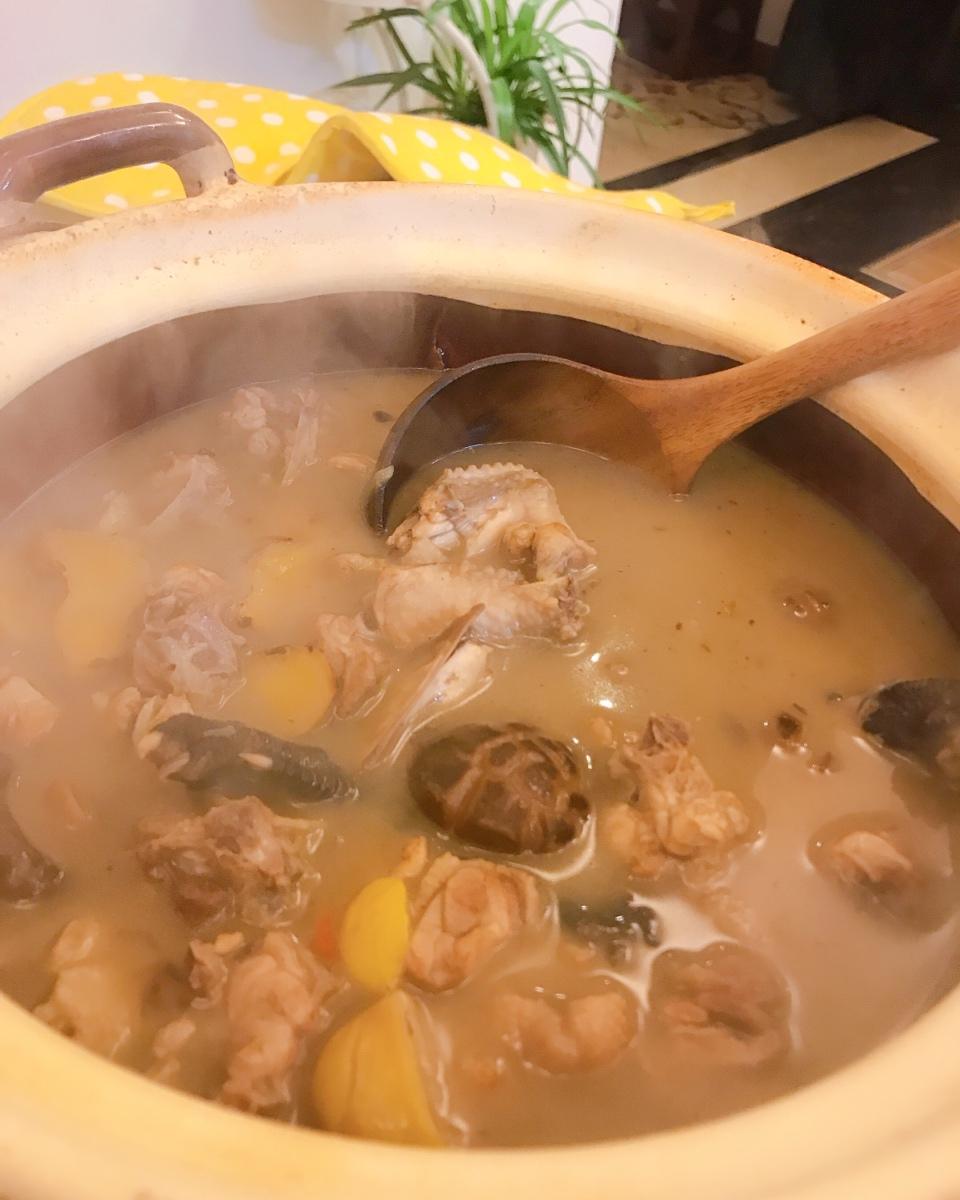 煲靓汤 老母鸡汤