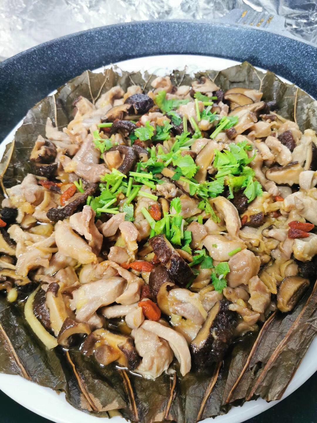 荷叶冬菇蒸鸡