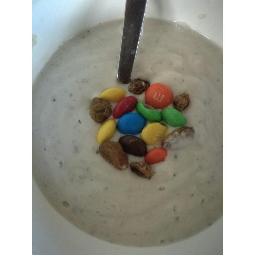 豆腐芝麻香蕉奶昔