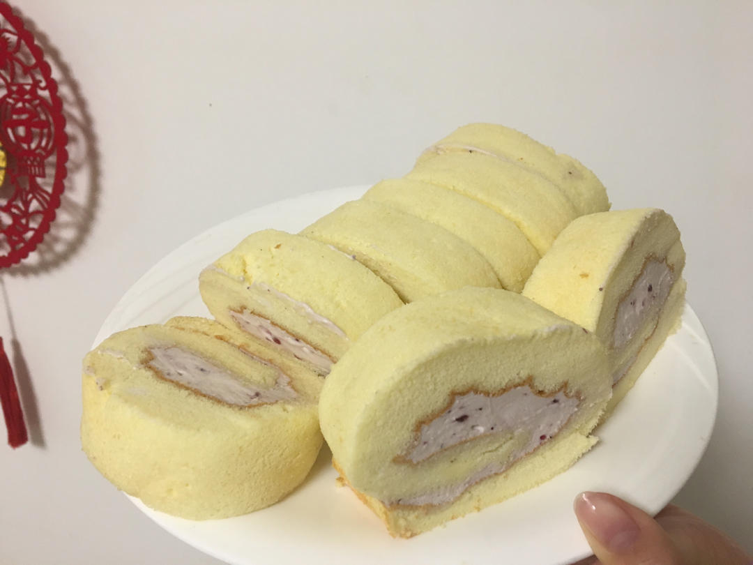 超详细的瑞士卷奶油蛋糕卷原味蛋糕卷的制作方法 饱满不掉皮不开裂（附模具换算方法）