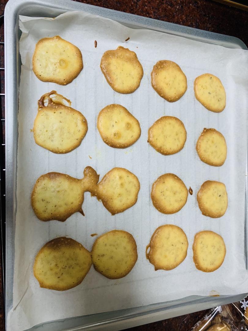 脆香 鸡蛋芝麻薄饼