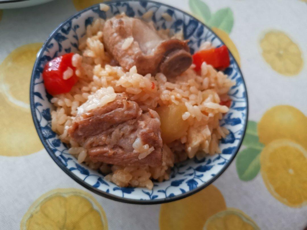 喷香排骨焖饭（爆好吃）