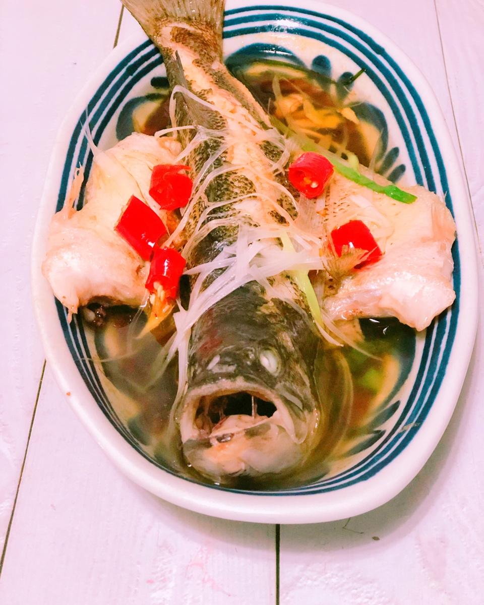 清蒸鲈鱼