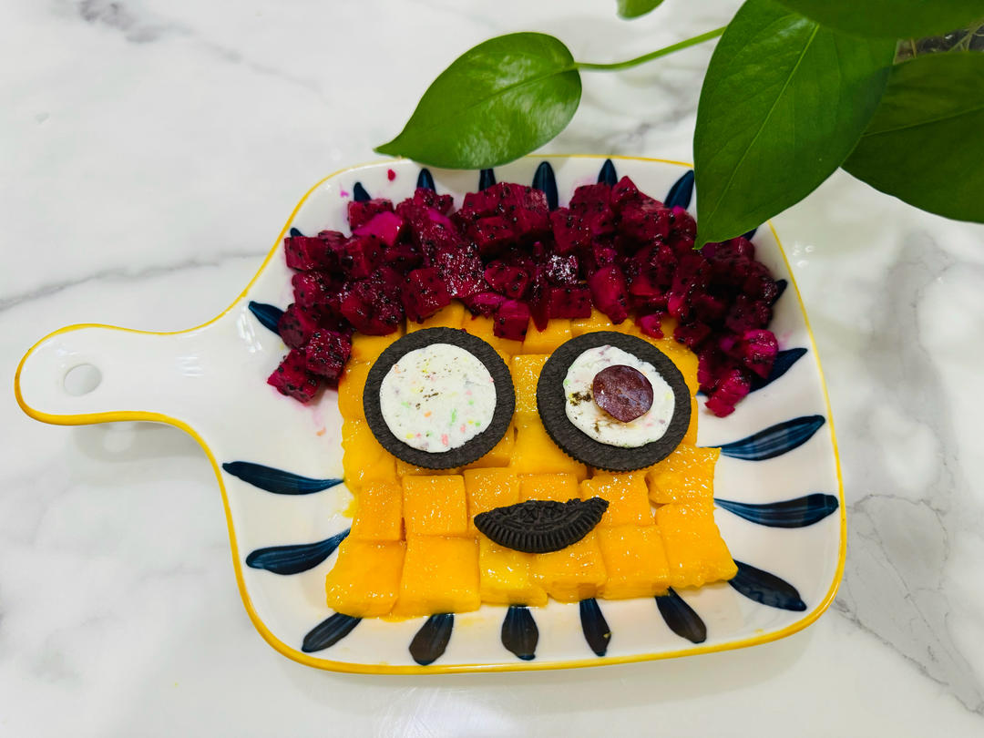 芒果🥭蓝莓水果摆盘拼盘