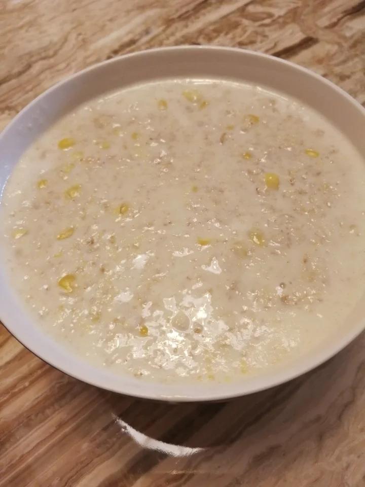 玉米燕麦粥