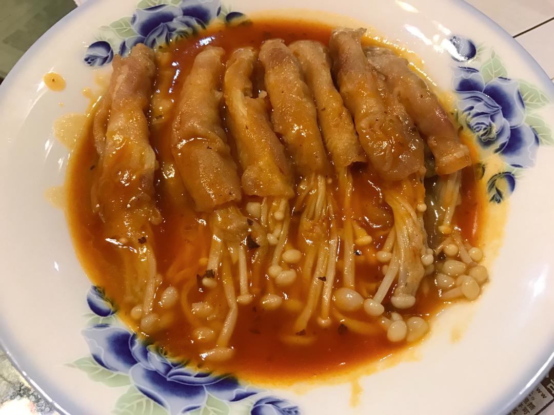 肥牛金针菇卷的做法