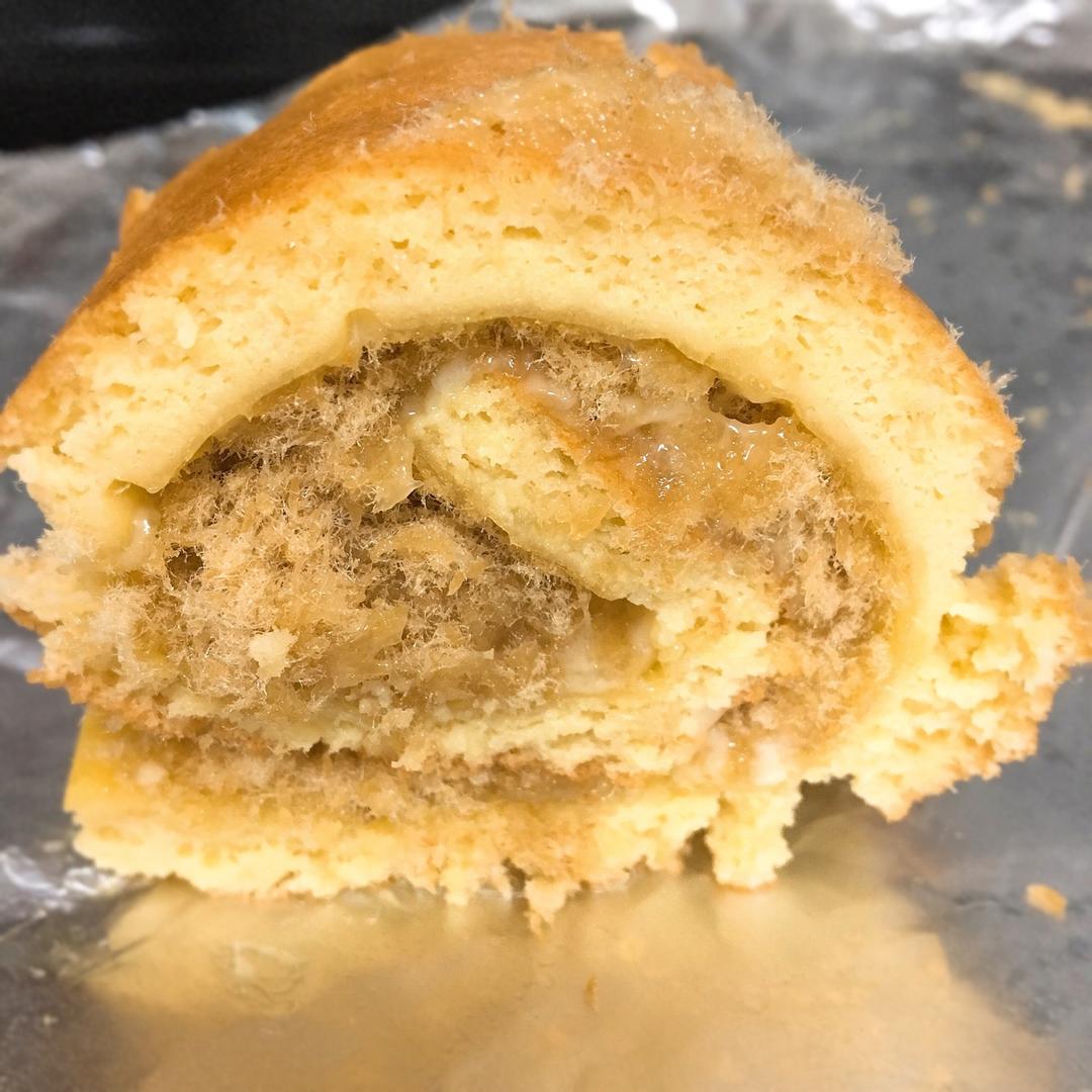 肉松戚风蛋糕卷