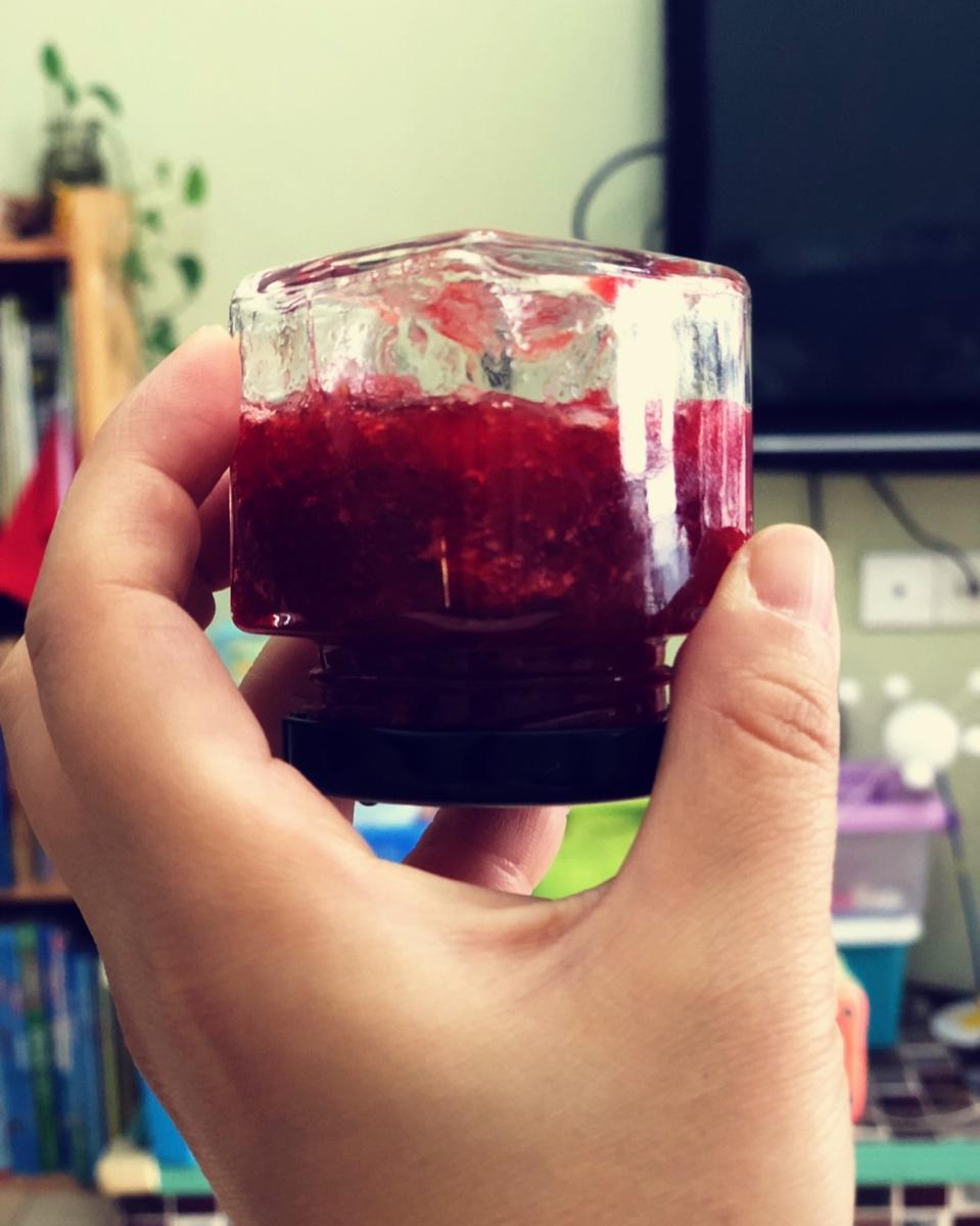 《Tinrry下午茶》番外篇-满满果肉的草莓果酱