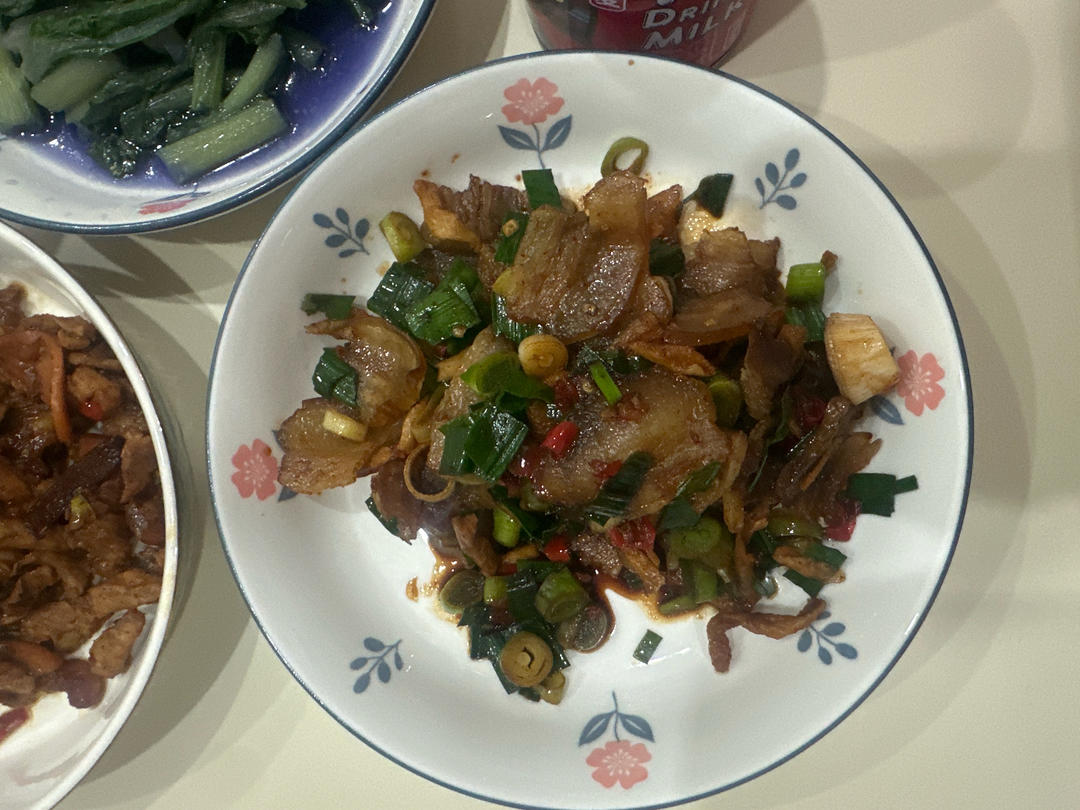 萝卜干炒腊肉（湘菜）新增腊肉快速去咸的方法